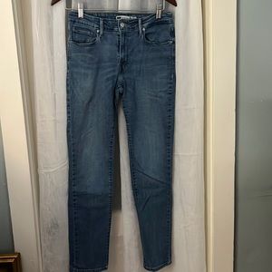 Levi jeans size 10 in great condition